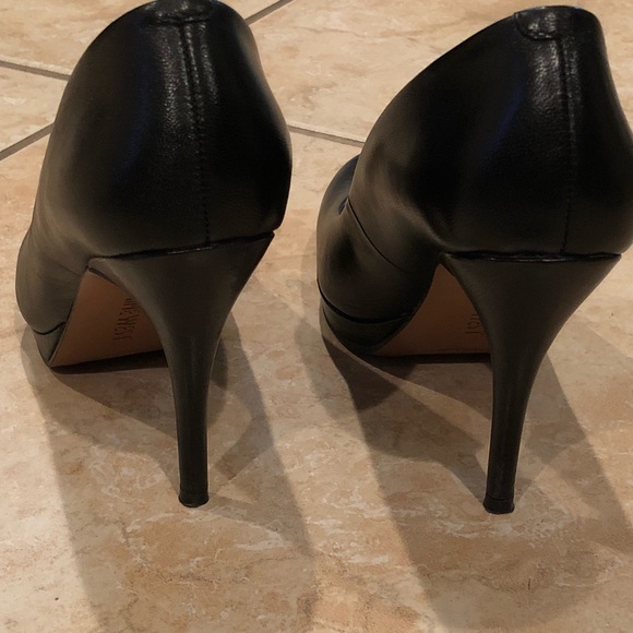 🌺Nine West, Black high heels - Picture 5 of 5